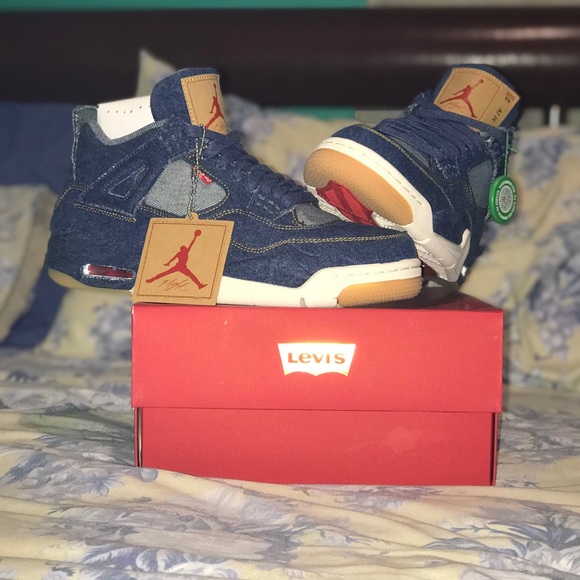 levis jordan 4s